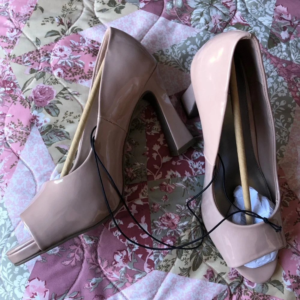 NWT Nude PeepToe Pumps - Picture 2 of 7